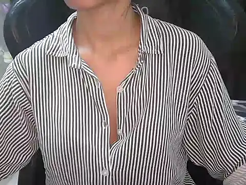 ZohinDishoza online show from March 2026 11:32:01 PM