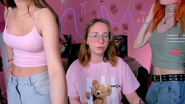 cassandra nik online show from May 2026 10:36:01 AM