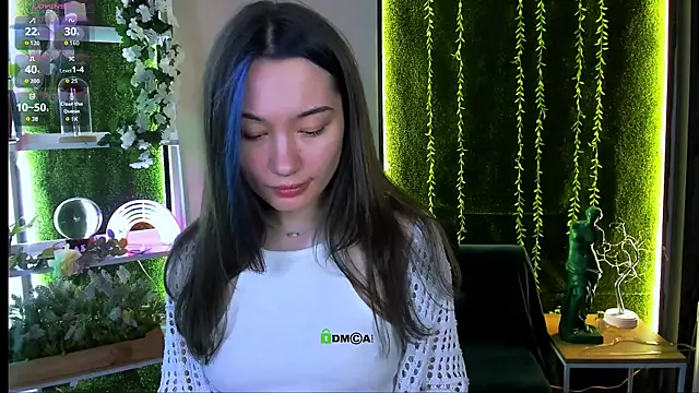 cassandra nik online show from July 2026 12:48:02 PM