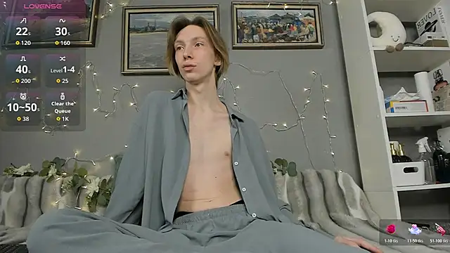 SilverFeral online show from April 2026 06:35:02 AM