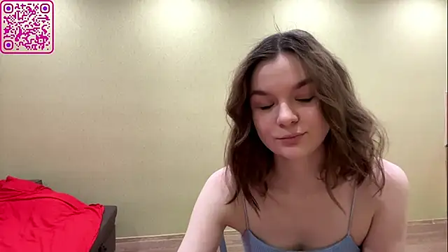 Snapshot of AliveCute chatting on March 2026 07:06:02 PM AliveCute online show from March 2026 07:06:02 PM