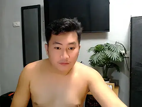 Bigdaddybear888 online show from July 2026 06:13:01 PM