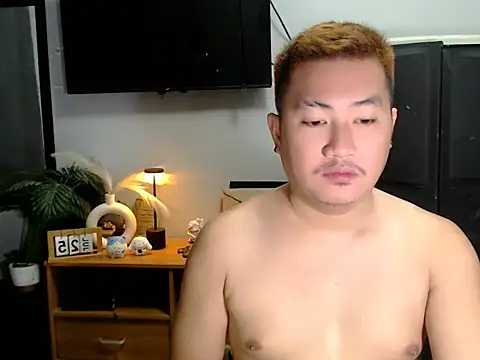 Bigdaddybear888 online show from July 2026 02:25:02 PM