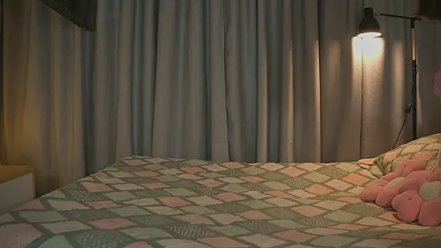 AitanaJhons  online show from April 2026 10:51:02 AM