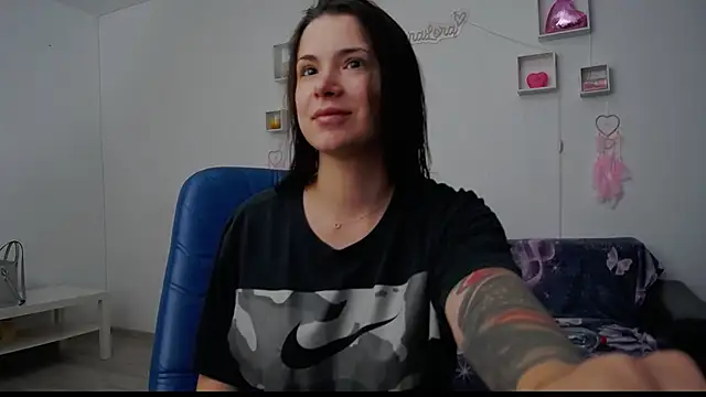 LauraLora3 online show from July 2026 07:46:01 AM