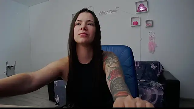 LauraLora3 online show from July 2026 07:37:01 AM