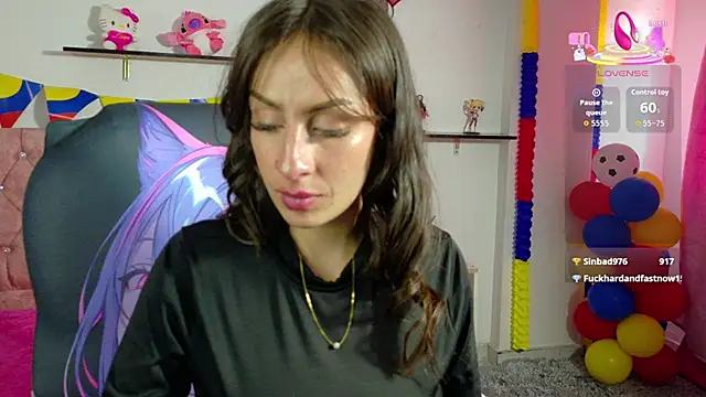 Miis Beella online show from June 2026 07:50:01 PM