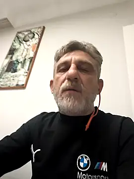 Snapshot of arelll34 chatting on February 2026 11:58:02 PM arelll34 online show from February 2026 11:58:02 PM