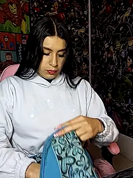 charlottte wh online show from March 2026 09:25:01 AM