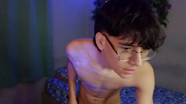 Snapshot of noah_millerx chatting on March 2026 08:26:33 AM noah millerx online show from March 2026 08:26:33 AM