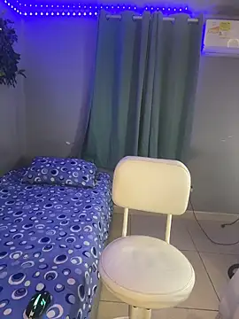 Snapshot of noah_millerx chatting on April 2026 11:35:02 PM noah millerx online show from April 2026 11:35:02 PM