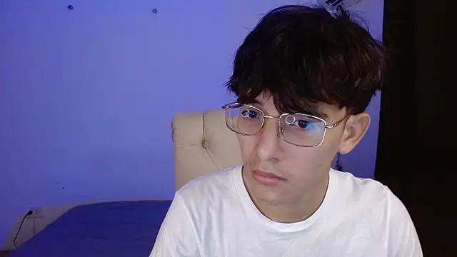 Snapshot of noah_millerx chatting on July 2026 08:35:01 PM noah millerx online show from July 2026 08:35:01 PM