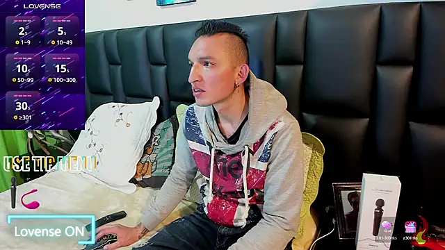 Snapshot of Mike_Waters chatting on March 2026 10:13:02 PM Mike Waters online show from March 2026 10:13:02 PM