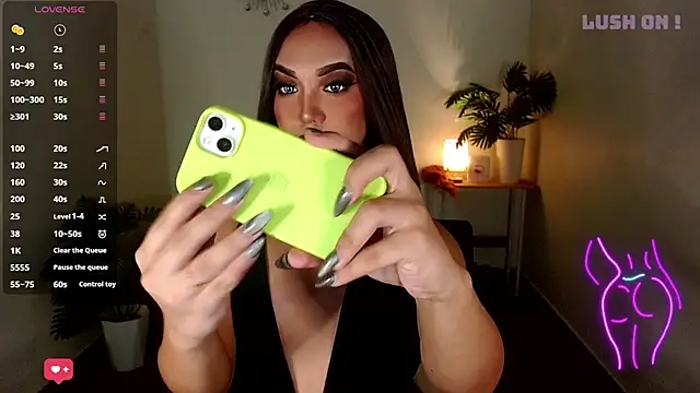 SofiaaLoove699 online show from July 2026 01:13:01 PM