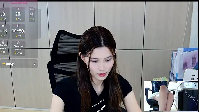 Snapshot of zhen-68 chatting on May 2026 01:44:02 AM zhen-68 online show from May 2026 01:44:02 AM