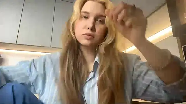 Snapshot of ShariLappas chatting on February 2026 10:16:01 AM ShariLappas online show from February 2026 10:16:01 AM