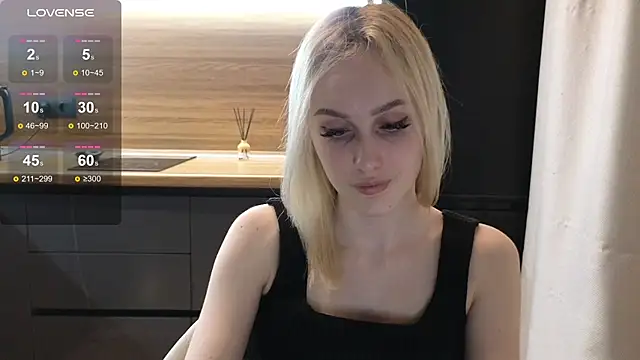 Bella Villen online show from June 2026 07:30:01 PM