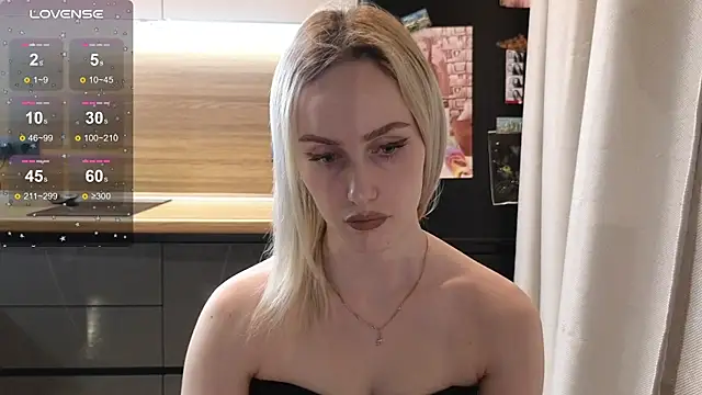 Bella Villen online show from July 2026 05:17:01 PM