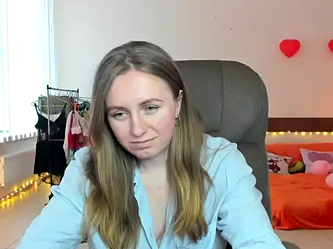 Marisha Cute online show from February 2026 03:00:01 PM