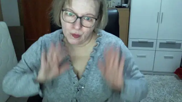 Snapshot of tina71707 chatting on March 2026 11:59:02 AM tina71707 online show from March 2026 11:59:02 AM