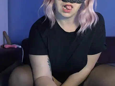 Gin Pink online show from May 2026 08:19:01 AM