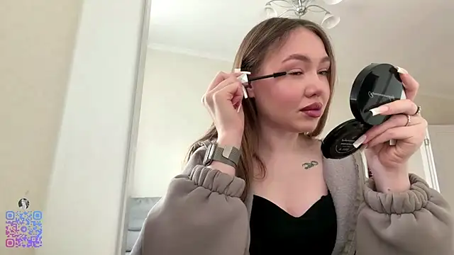 Valery Shine online show from March 2026 04:41:01 AM