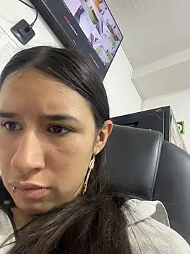 LilyRossi  online show from July 2026 12:54:02 PM