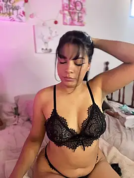 Arianna Moore online show from July 2026 08:50:01 PM