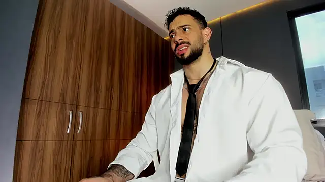 massimo visconti online show from March 2026 02:56:02 PM