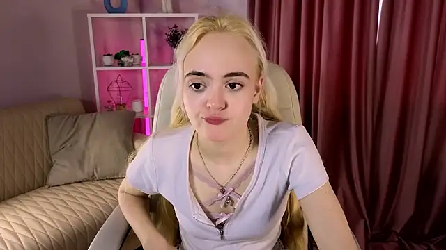 Bambi Bloom online show from March 2026 05:46:01 AM