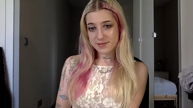 EmmyWet online show from July 2026 03:26:02 PM