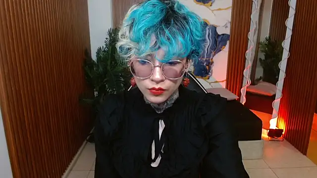 Lyra tay online show from April 2026 07:05:02 PM