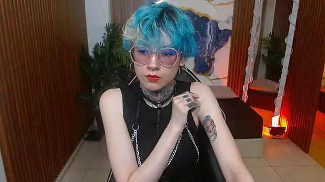 Lyra tay online show from April 2026 07:11:02 PM