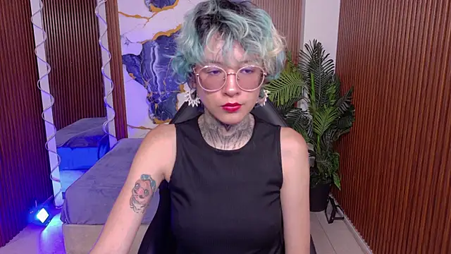 Lyra tay online show from June 2026 07:04:02 PM