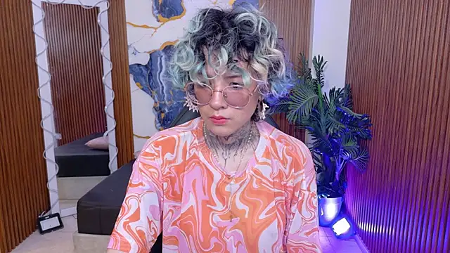 Lyra tay online show from July 2026 07:01:02 PM