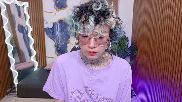 Lyra tay online show from July 2026 07:10:02 PM