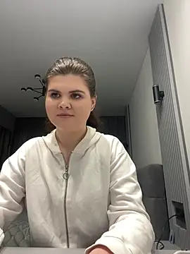 Lollipop p  online show from March 2026 06:04:01 PM