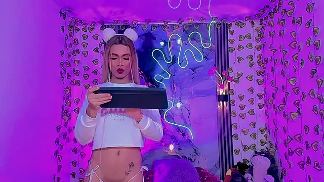 Roxy alexa online show from July 2026 03:12:01 AM