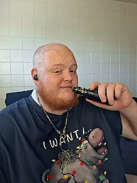 Snapshot of Sexydaddyredandgirls chatting on February 2026 11:48:01 PM Sexydaddyredandgirls online show from February 2026 11:48:01 PM