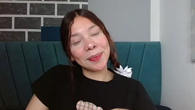 Sweet kitty 05 online show from May 2026 12:40:02 AM