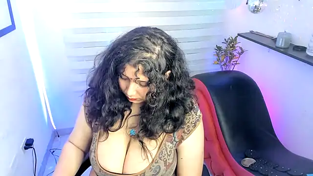 Agatha Marin online show from July 2026 07:39:01 PM