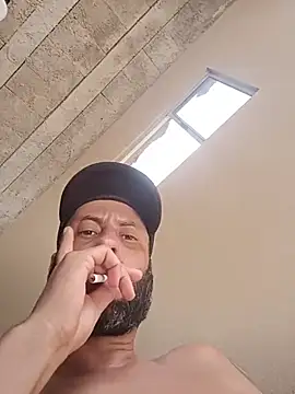 Snapshot of misteriosocam40 chatting on March 2026 05:18:02 PM misteriosocam40 online show from March 2026 05:18:02 PM