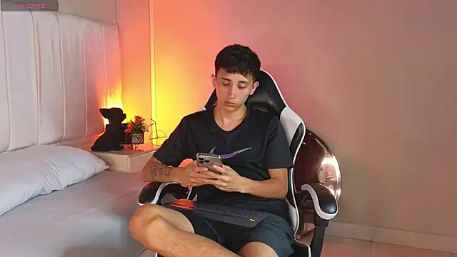 Rome cortes online show from April 2026 07:53:01 PM