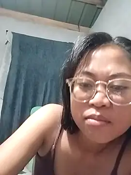 angelpinay44 online show from April 2026 03:31:02 PM