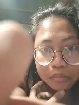 angelpinay44 online show from June 2026 03:39:02 PM