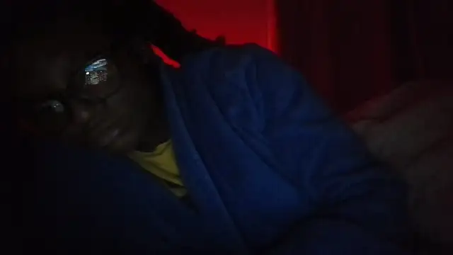 Snapshot of SexyGemBeauty chatting on February 2026 10:43:01 PM SexyGemBeauty online show from February 2026 10:43:01 PM