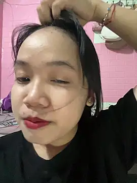 Leeeeiu online show from June 2026 03:06:01 PM
