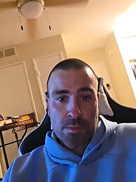Biggbaddwulf7 online show from April 2026 03:55:01 AM