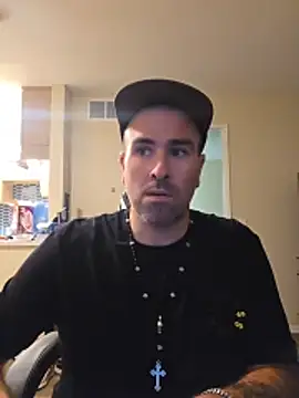 Biggbaddwulf7 online show from May 2026 12:32:02 PM