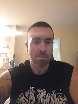 Biggbaddwulf7 online show from May 2026 09:14:01 AM